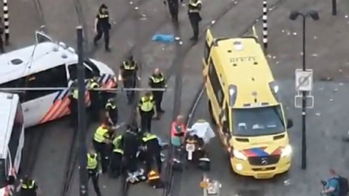 Two people shot and one other injured during summer carnival in Rotterdam