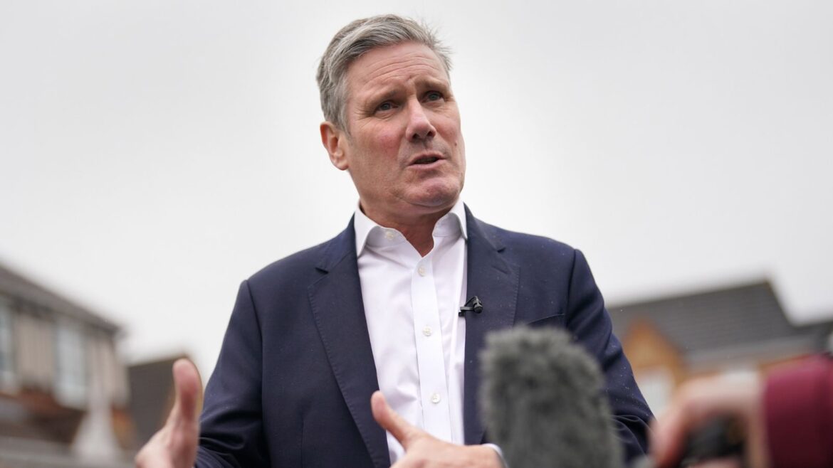 Starmer told to ‘get off the fence’ and challenge Sadiq Khan on ULEZ