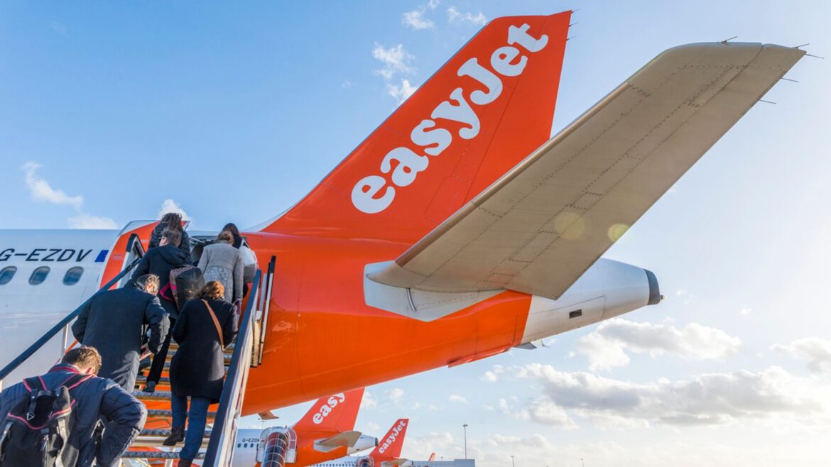 Gatwick summer holiday strike breakthrough as pay offer goes to ballot