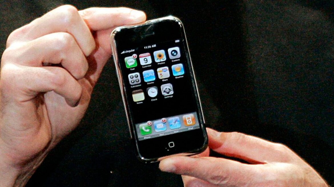 ‘Holy Grail’: Apple iPhone from 2007 sells for more than £145,000 at auction